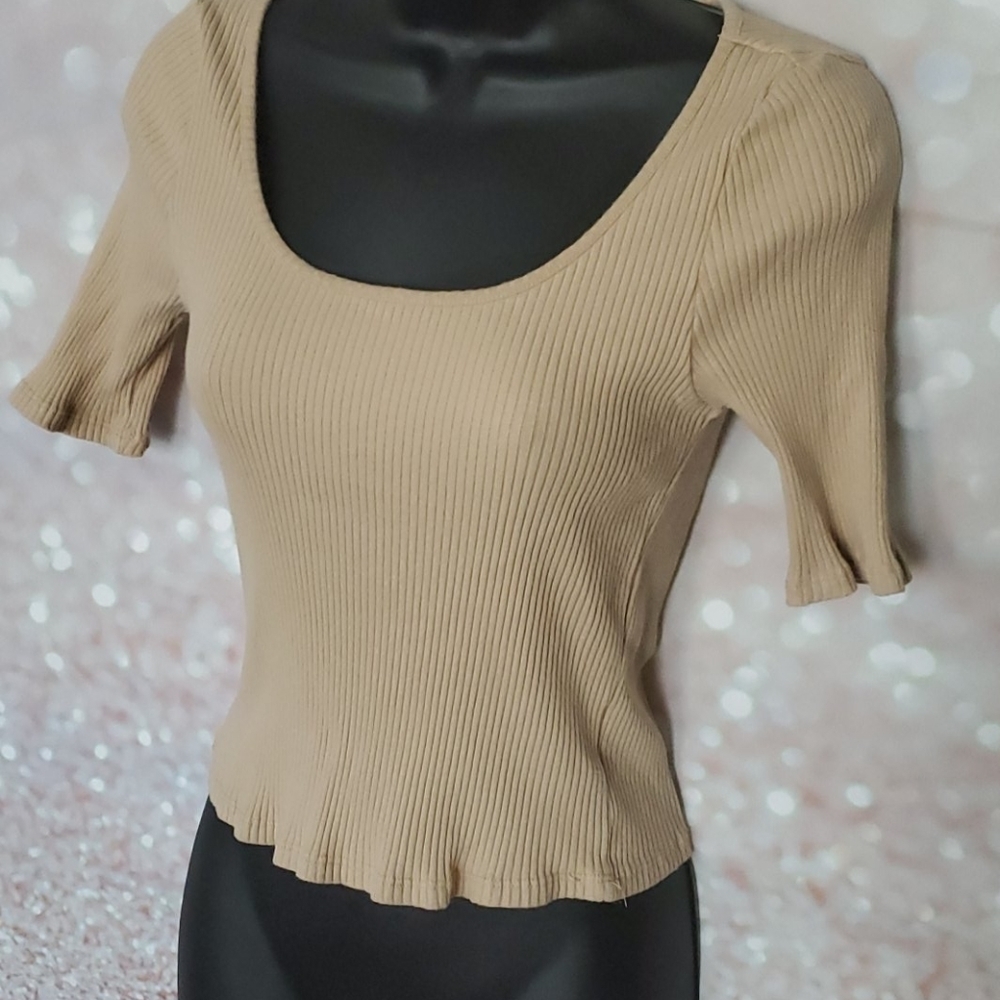 H&M Ribbed Crop Top - Picture 3 of 3
